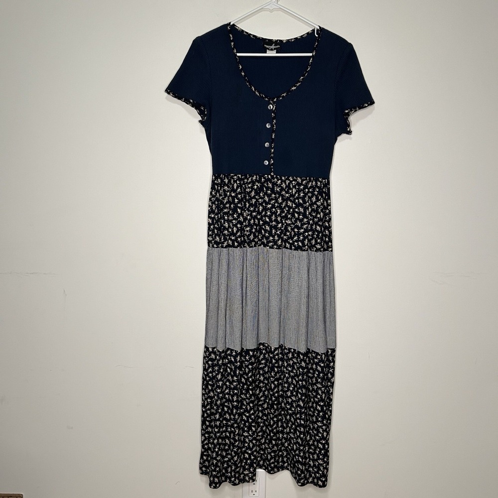 Vintage Positive Attitude Dress 12 Tiered Maxi Floral Praire Cottagecore